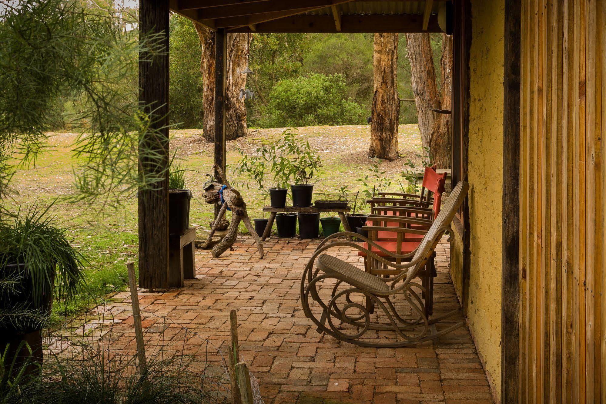 The Burrow At Wombat Bend Villa Dixons Creek ภายนอก รูปภาพ